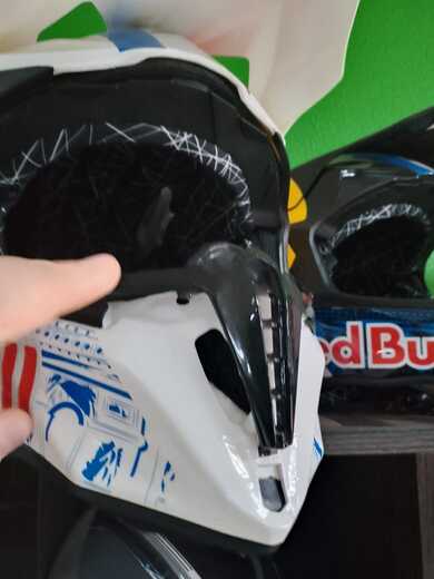 Шлем кроссовый 198 "Red Bull" White XL (БУ) pitbikemarket.ru